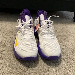 Lebron James EP witness laker version size 13